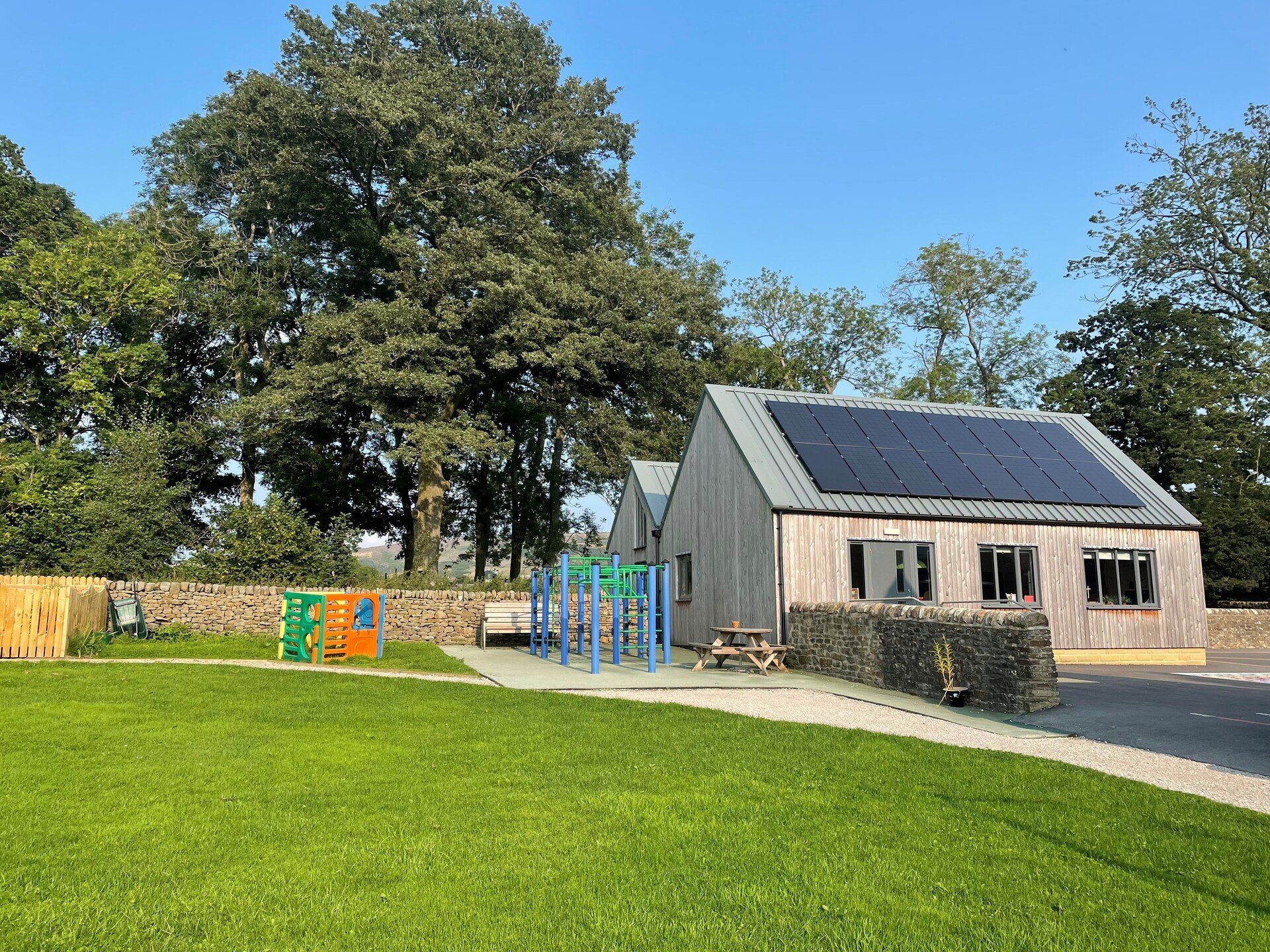 The Boyle And Petyt Primary School play ground